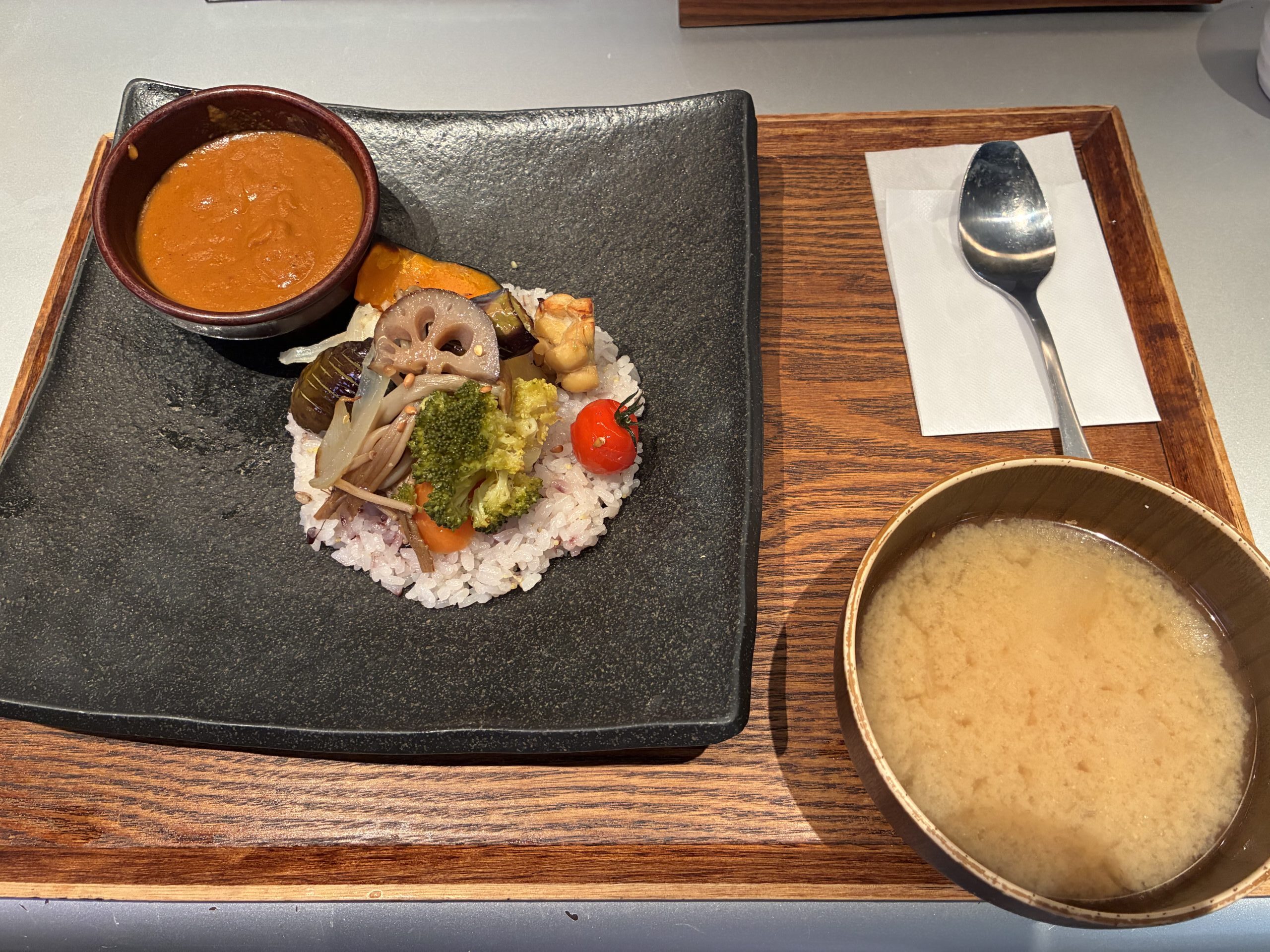 農家の台所 旬の3種十穀カレー 全体
