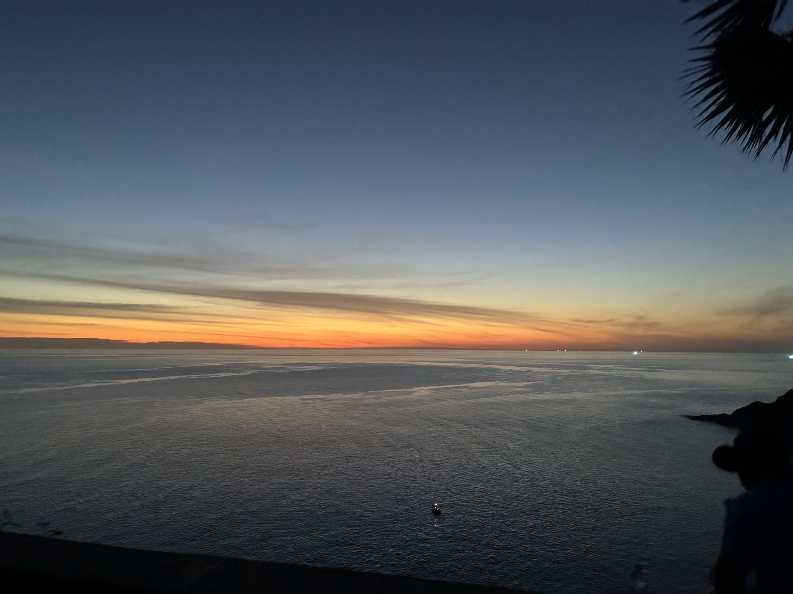 プーケット 夕暮れの海