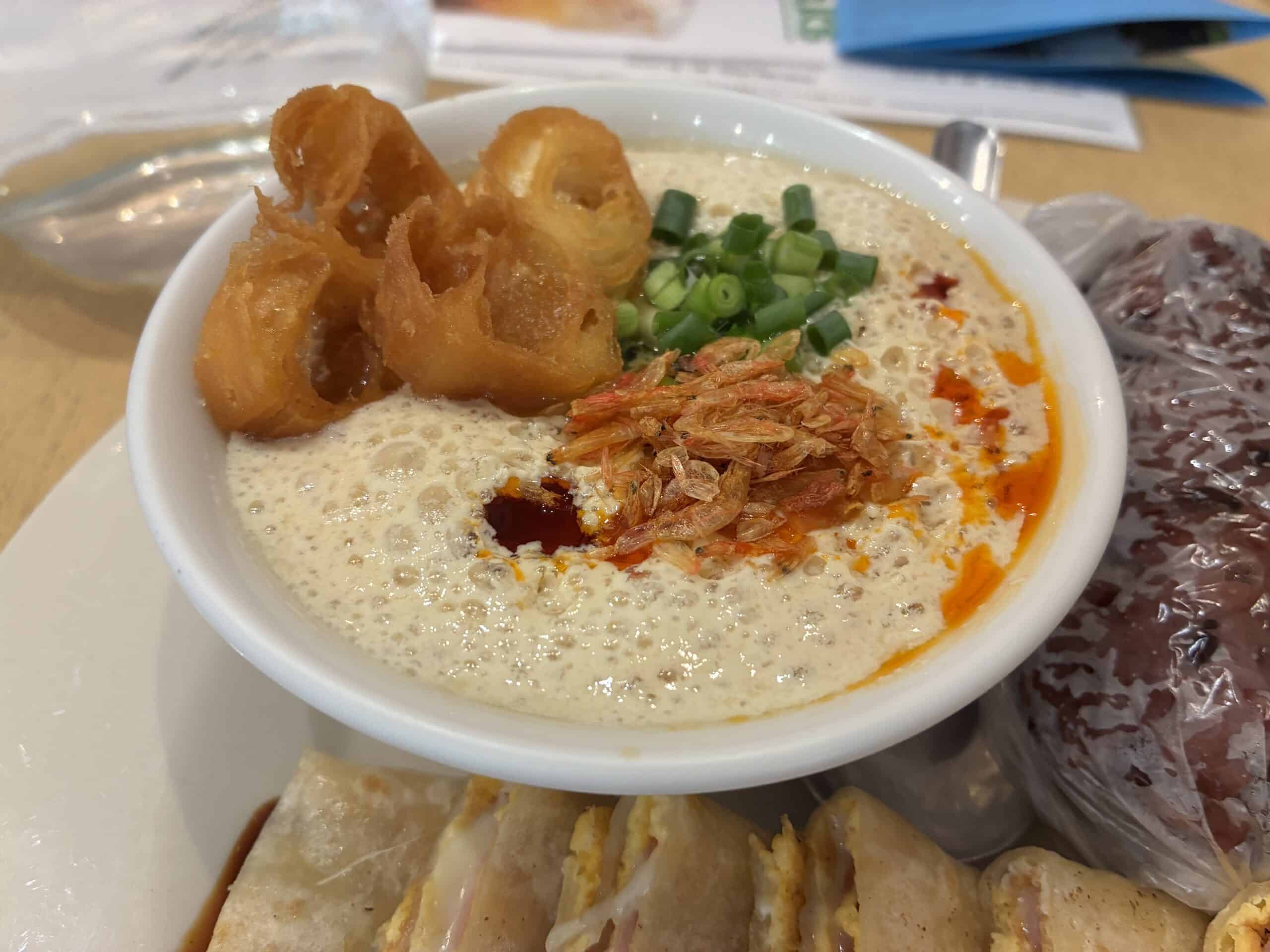 鹹豆漿(豆乳の食べるスープ)